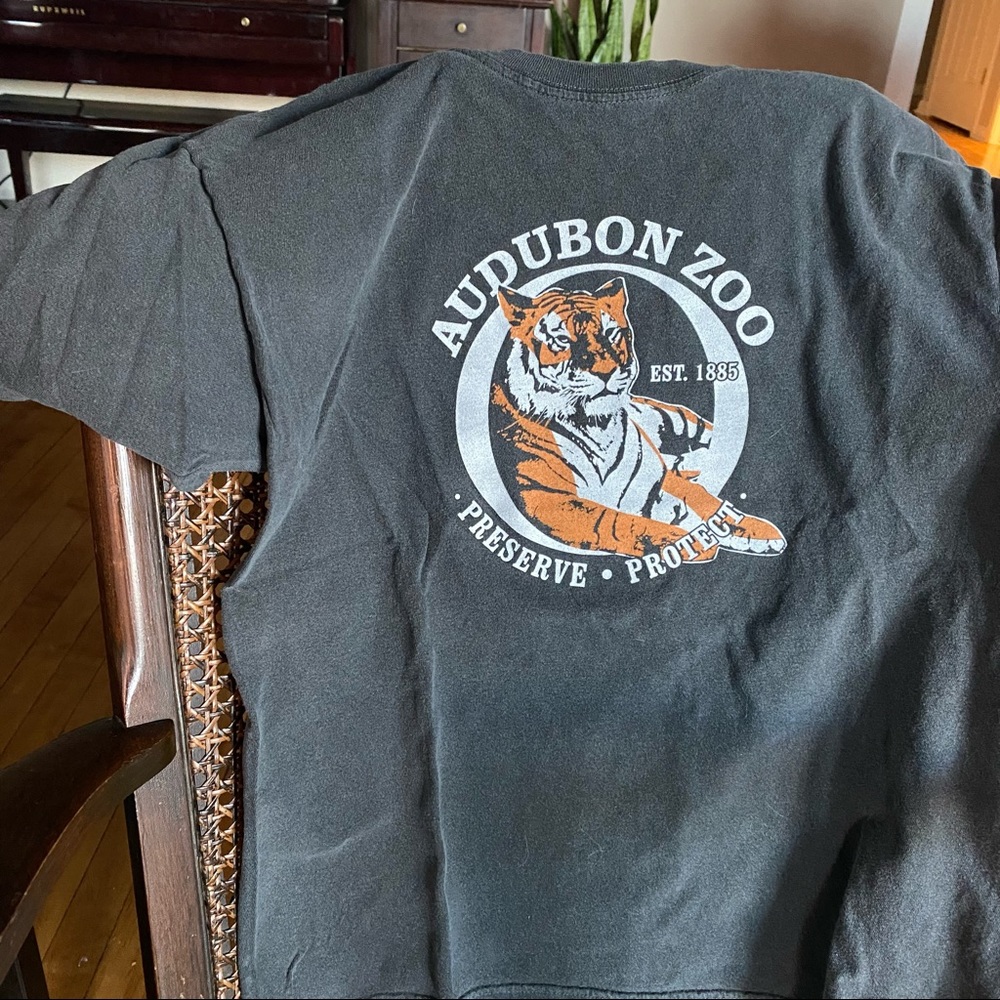Audubon Zoo NOLA souvenir tee Siberian tiger